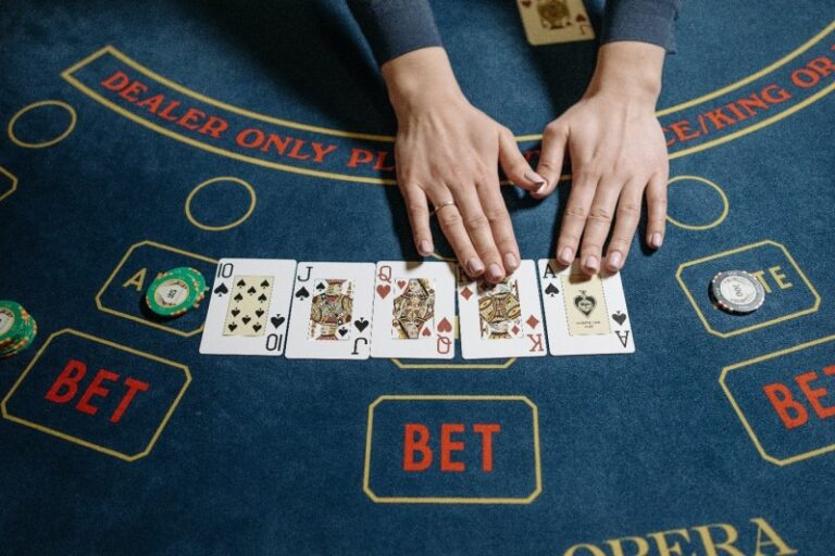 how-to-make-casino_8fa4fdfa8.jpg